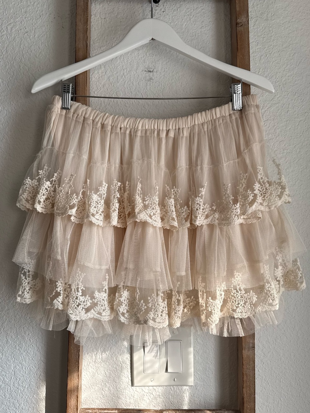 Cecico Ivory Boho Lace Pull On Skirt sz: Large - Picture 6 of 6